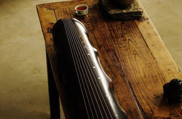 平凉市古琴蕴含的传统文化，一把古琴制备出来要两年的时间